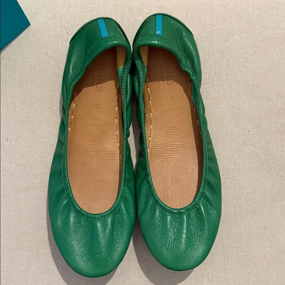 Tieks Clover Green Flats Sz 11 - Picture 2 of 8